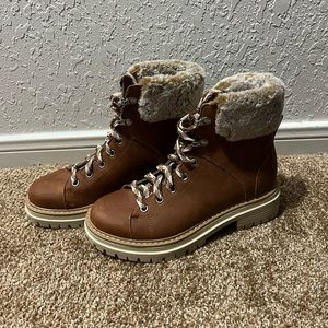 Brand new never warn boots